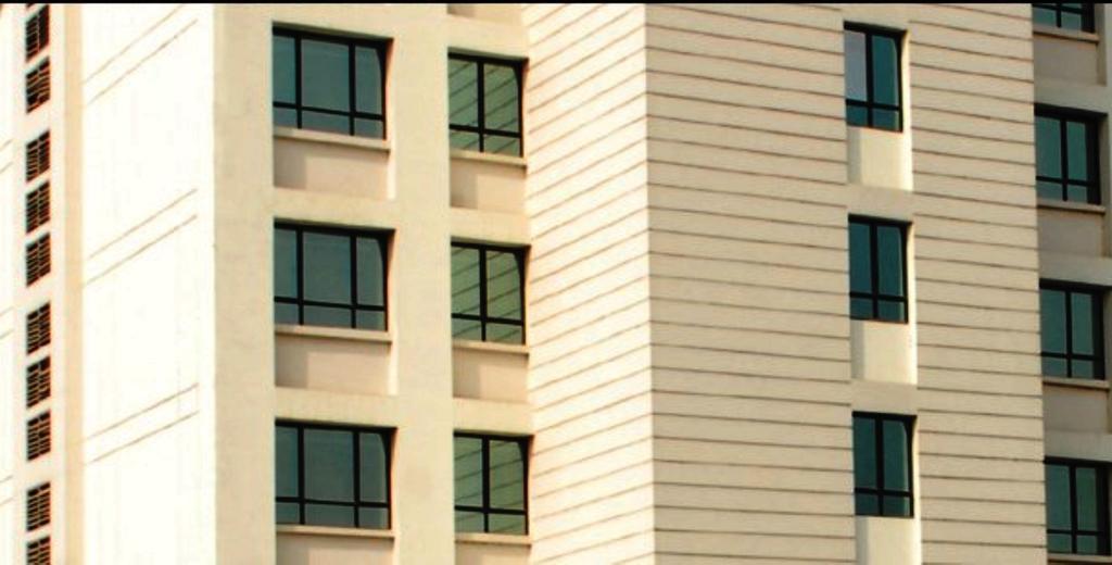 Kiranshree Portico Hotel Guwahati Exterior foto